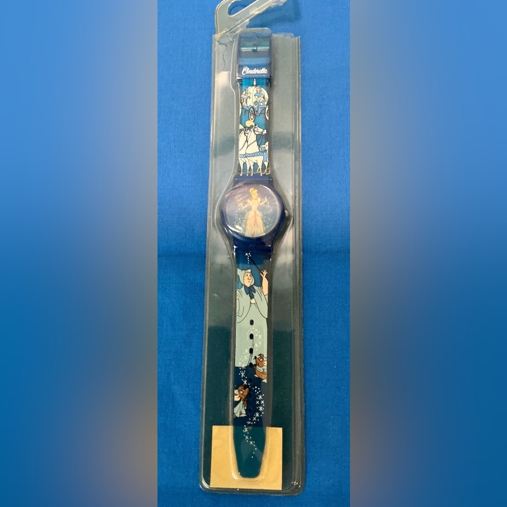 Disney Cinderella Digital Watch Hologram: Dress & Hairstyle Change 1990s NWT NIP